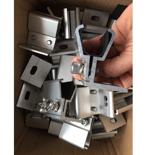 Kẹp sóng tôn lắp tấm pin năng lượng - Cliplock mái tôn