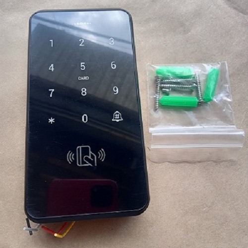 Kiểm soát ra vào thẻ từ - mật khẩu